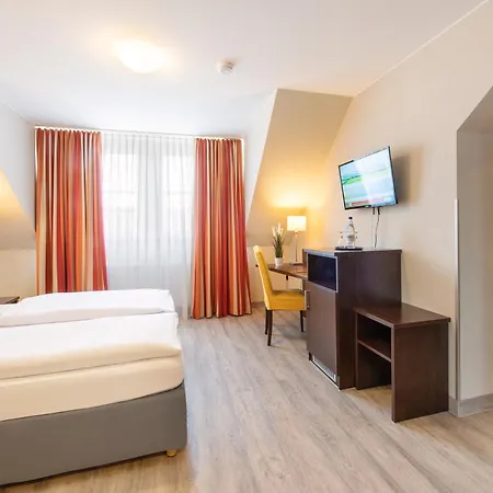 Am Wasserrad ホテル マイゼンハイム